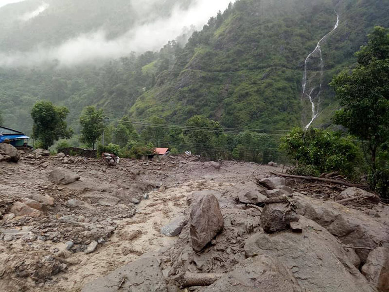 प्राकृतिक प्रकोपले मनाव्य क्षति