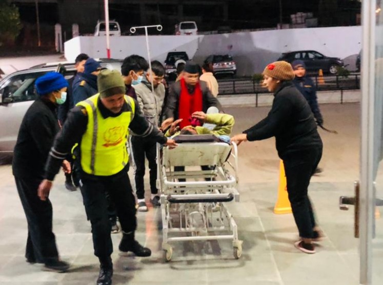 हस्पिटल बाट घर तिर लागेका नेता रामेश्वर फुयाल घाइते बोकि पुनः हस्पिटलमा