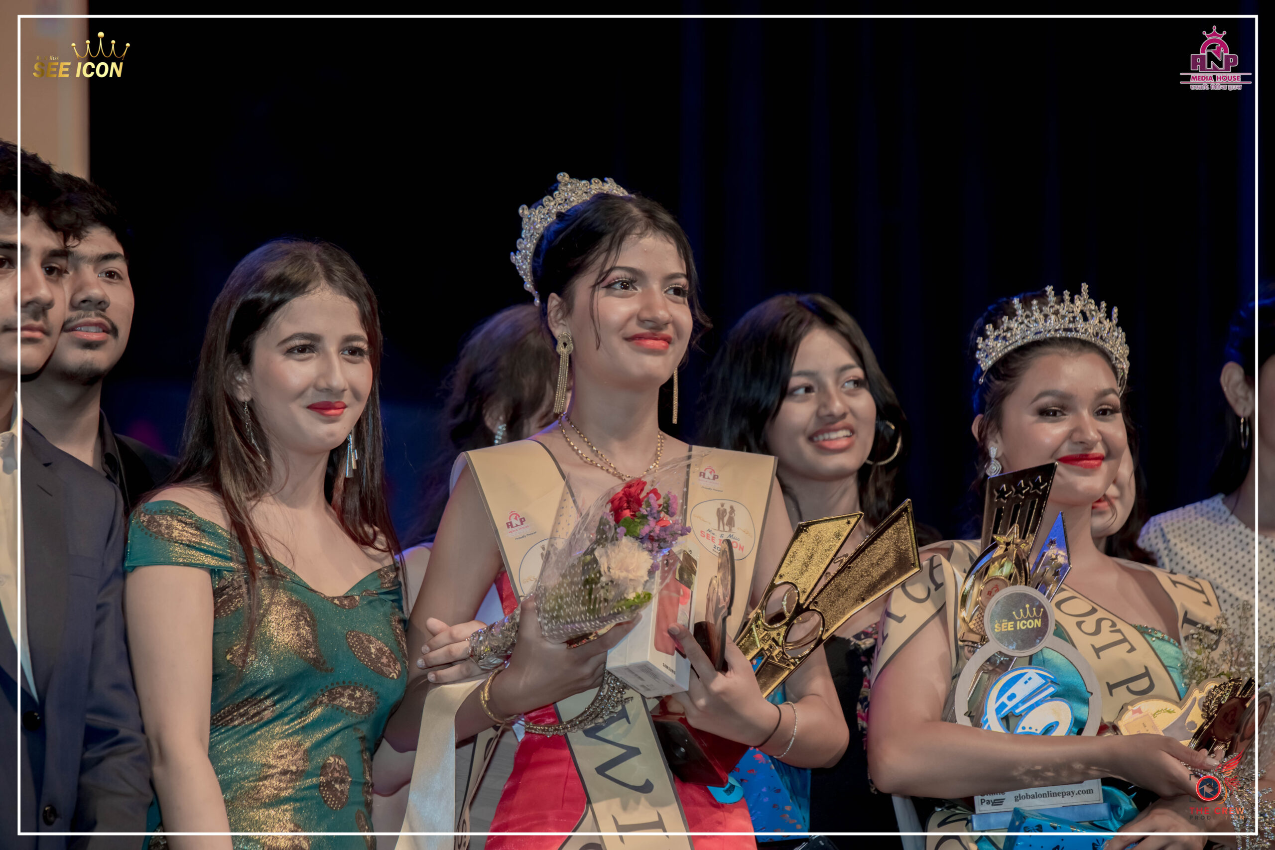 यस वर्षको ‘मिस्टर एण्ड मिस एसईई आइकन’को उपाधी खत्री र केसीलाई