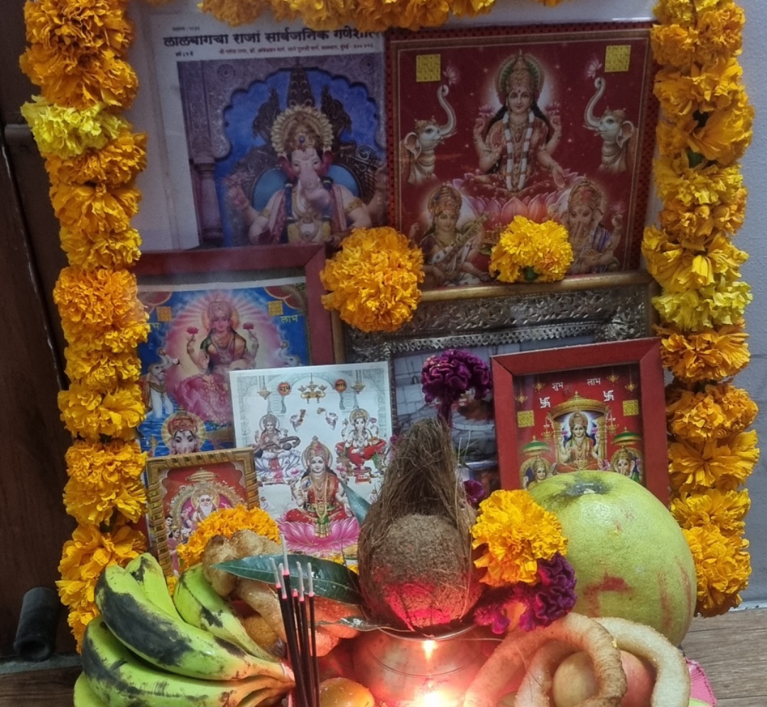 घर-घरमा लक्ष्मीको पूजा आराधना गरिँदै