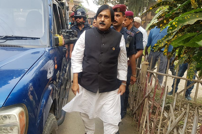 नेता आफताब आलमलाई जन्म कैदको सजाय