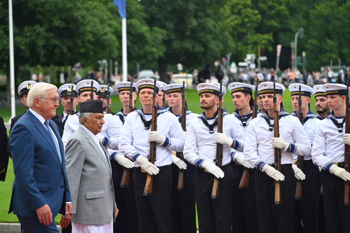 ज​र्म​नीमा राष्ट्रपति रामचन्द्र पौडेललाई गार्ड अफ अनर