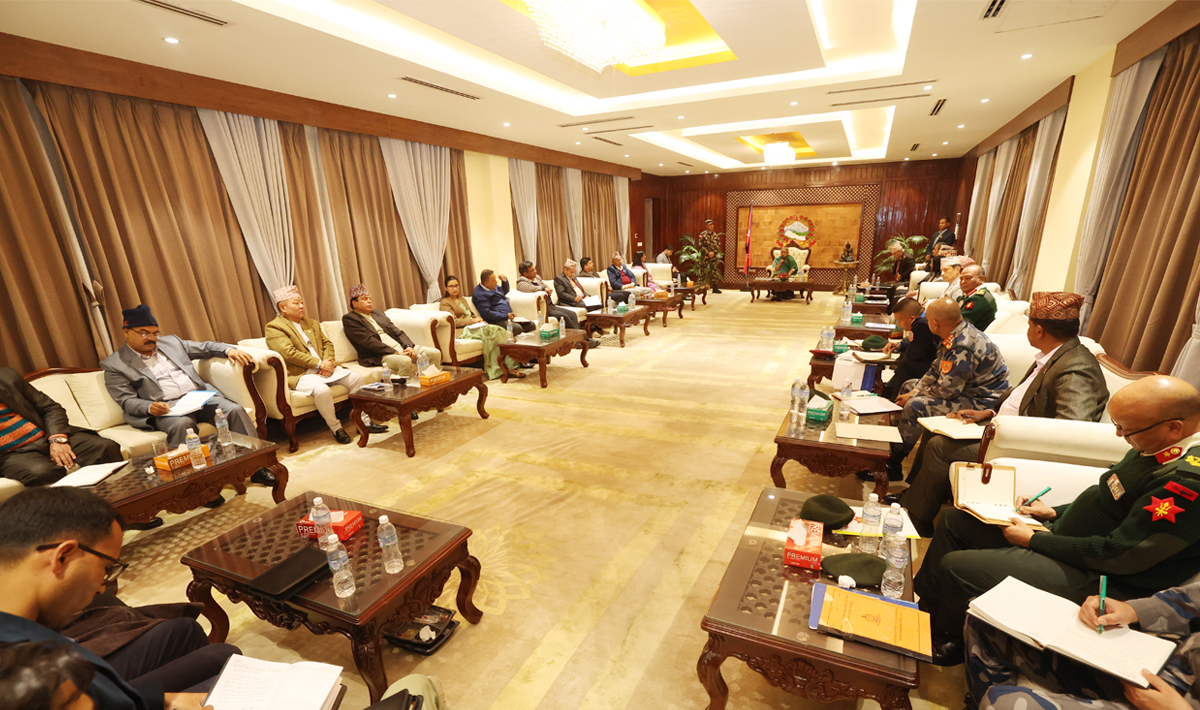 सर्वदलीय बैठकमा प्रधानमन्त्री कार्कीले भनिन् – निर्वाचन फागुन २१ भन्दा पछाडि जादैन