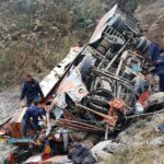 धादिङ बस दुर्घटनामा परी १८ जनाको मृ’त्यु