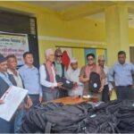 नरनाथ लम्साल स्मृति प्रतिष्ठानको सहयोगमा शैक्षिक सामग्री वितरण